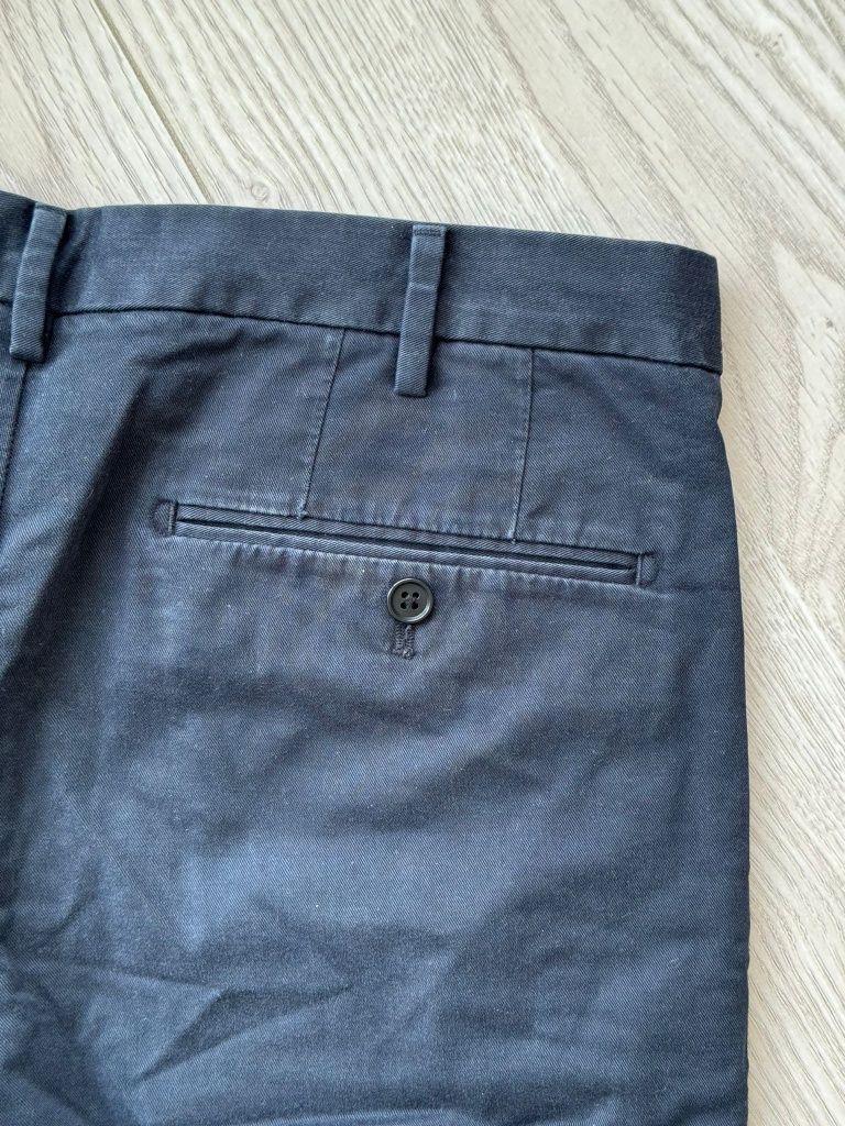 Spodnie chino chinosy Uniqlo 31/34 pas 42,5cm