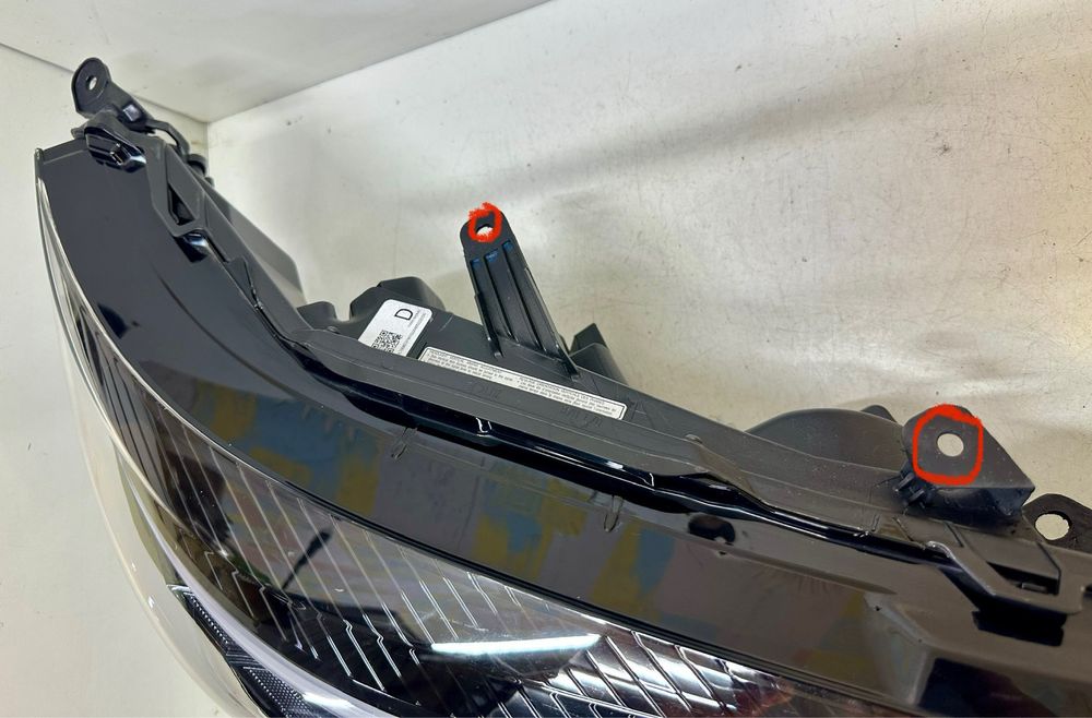 Фара права Lexus NX USA 2021 2022 2023 2024 81110F6010