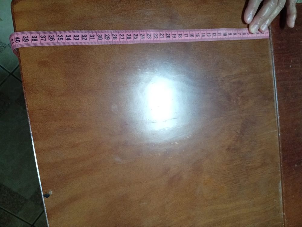 Mesa de Jantar extensivel + 6 cadeiras