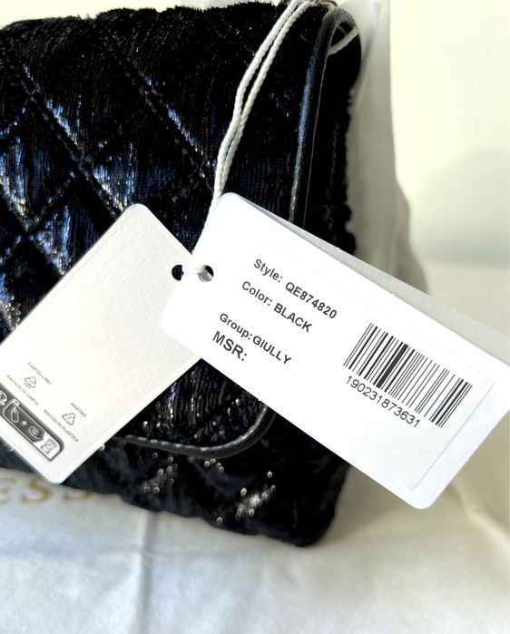 Guess torebka crossbody mała czarna Giully