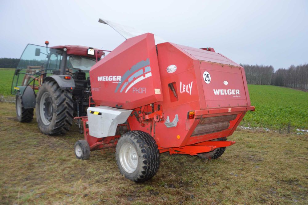 prasa claas rolland 255 welger