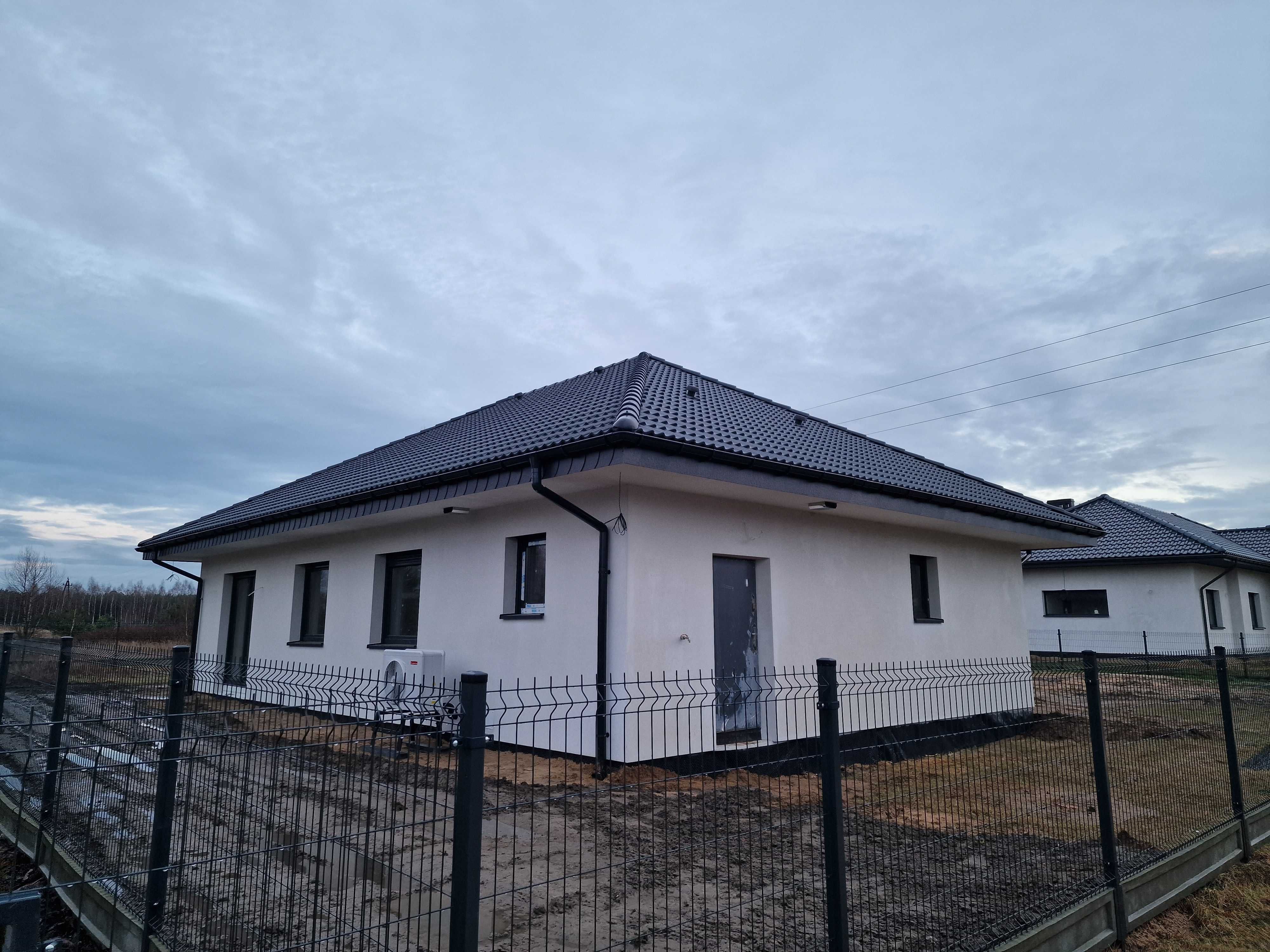 Domy w stanie developerskim w atrakcyjnych lokalizacjach