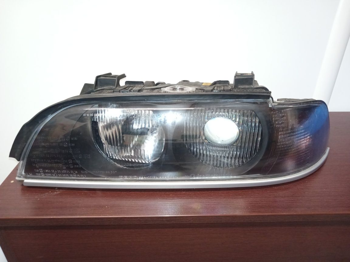 Lampa przednia lewa xenon BMW E39 przed liftem