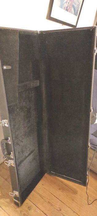 Thomann E-Bass Case (Case rigido para Baixo ou Guitarra)