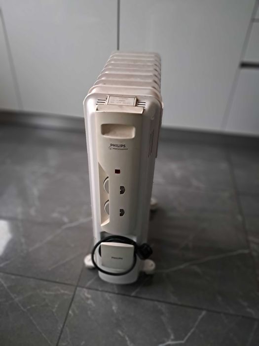 Aquecimento eléctrico a óleo " PHILIPS "