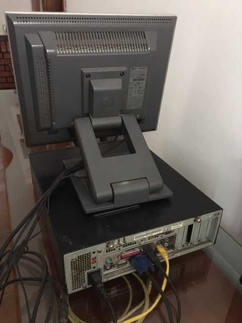 Monitor LG (FLATRON L150BF)
