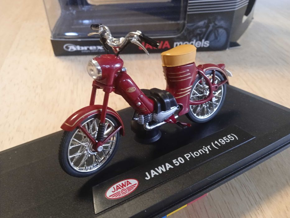 ABREX !/!8 Motorizada JAWA 50 Pionýr (1955)