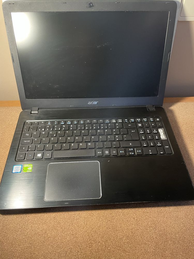 Portátil Acer i7
