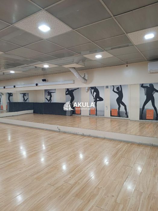 Продам Підвал, вул. Межигірська, 25, 297,1 кв.м. діючий бізнес