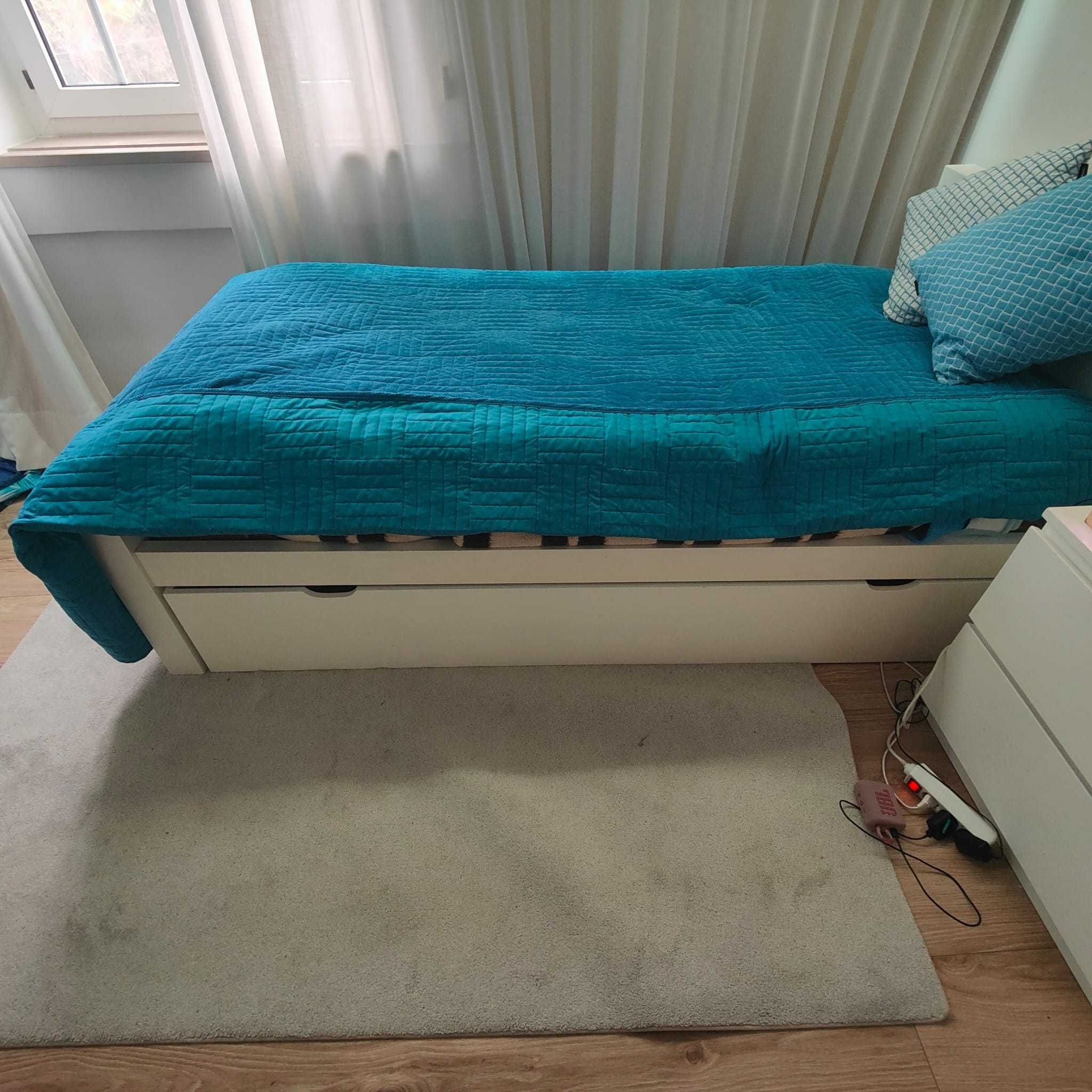 Cama madeira lacada branca 212 por 102 com gaveta arrumação e colchão