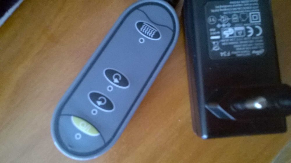 Masażer - ogrzewacz but