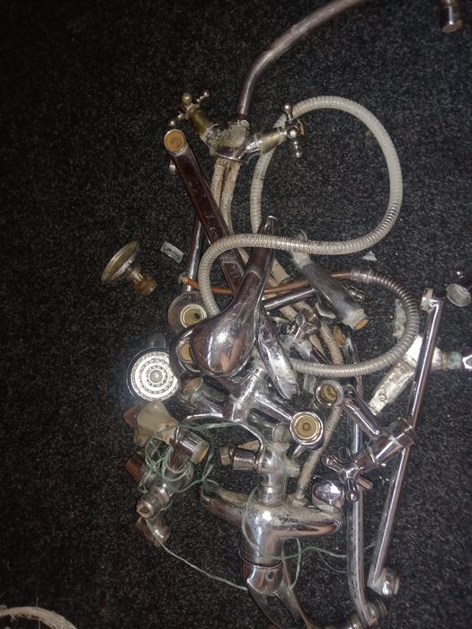 Сместители ціна договірна