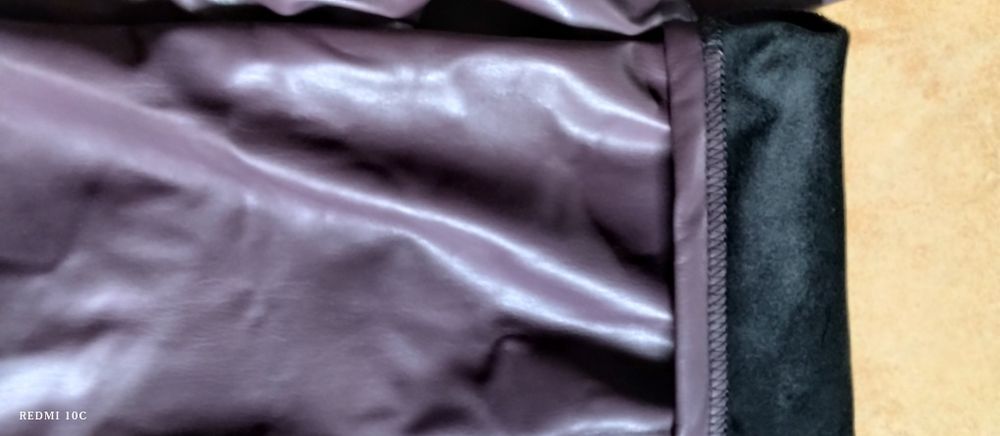 Жіночі брюки (лосини) з екошкіри великого розміру