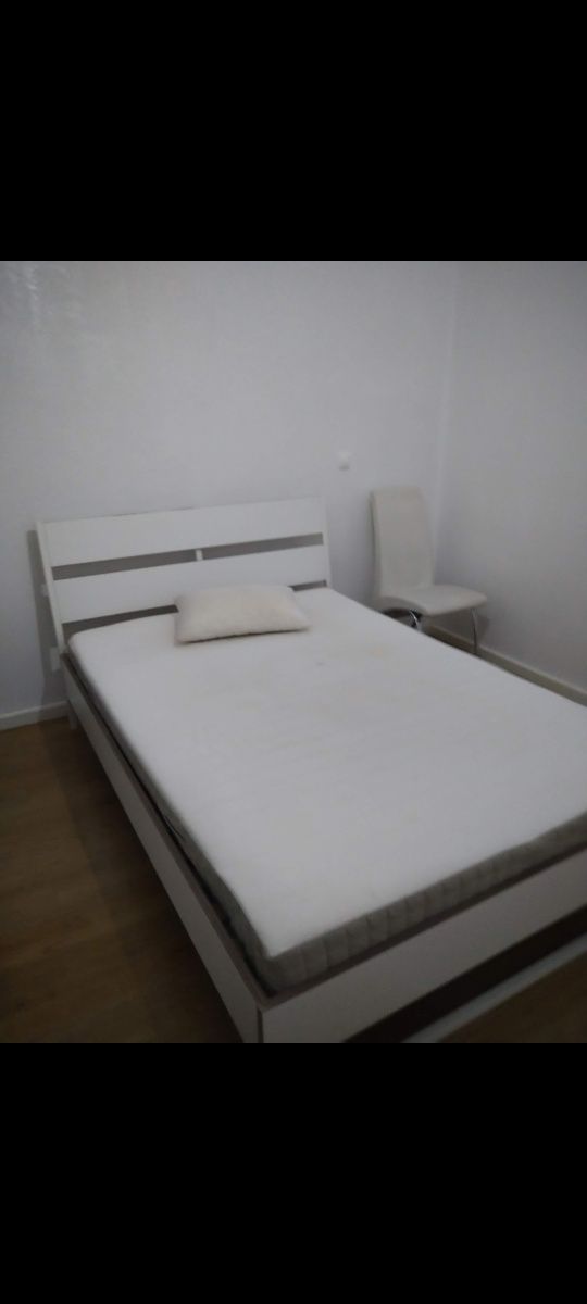 Quarto Cacém CASAL BRASILEIRO