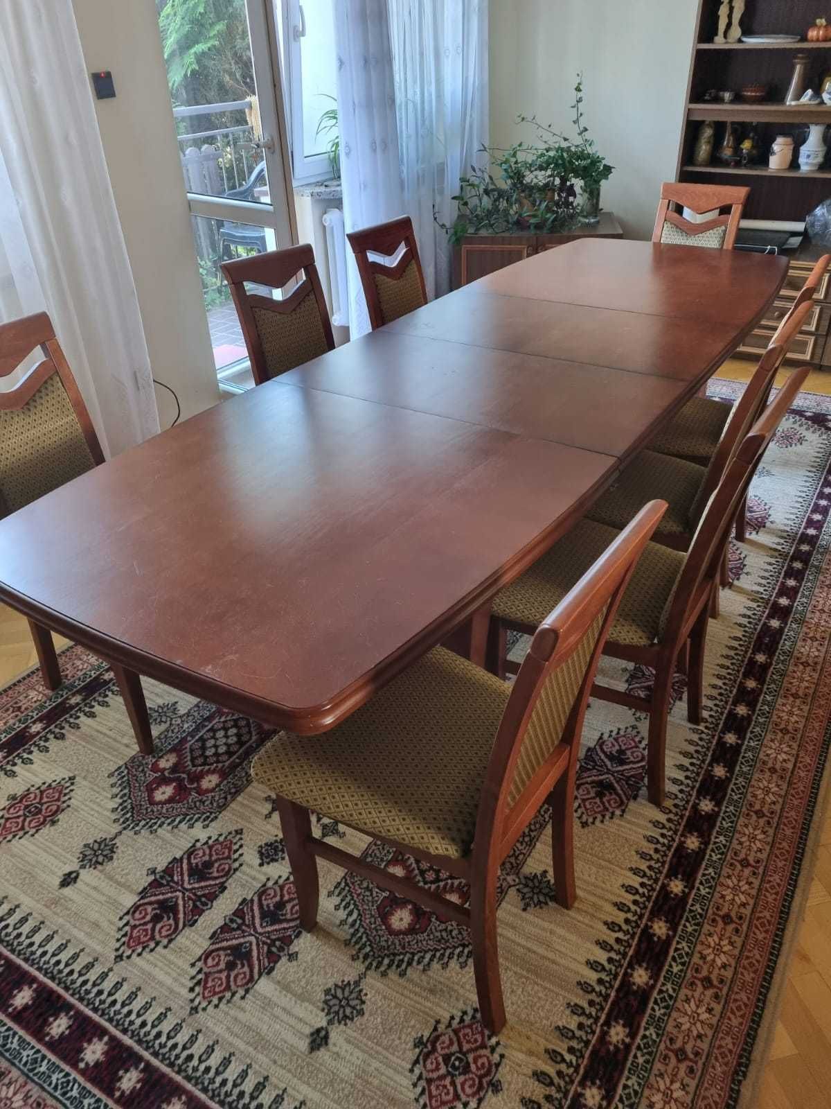 stół rozkładany plus 8 krzeseł