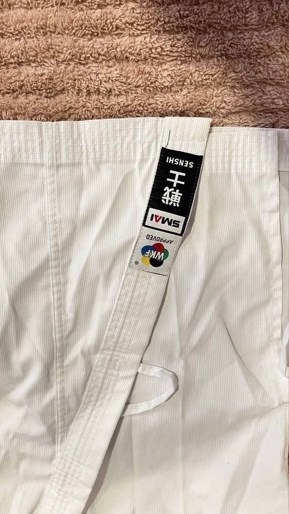 Продам кімоно карате WKF 140 р