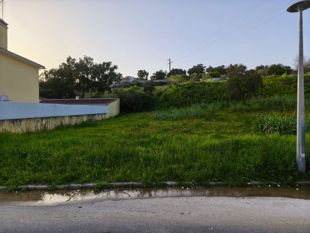 Lote para construção 455m2 - Casal do Pero Bom, Fontainhas - Santarém