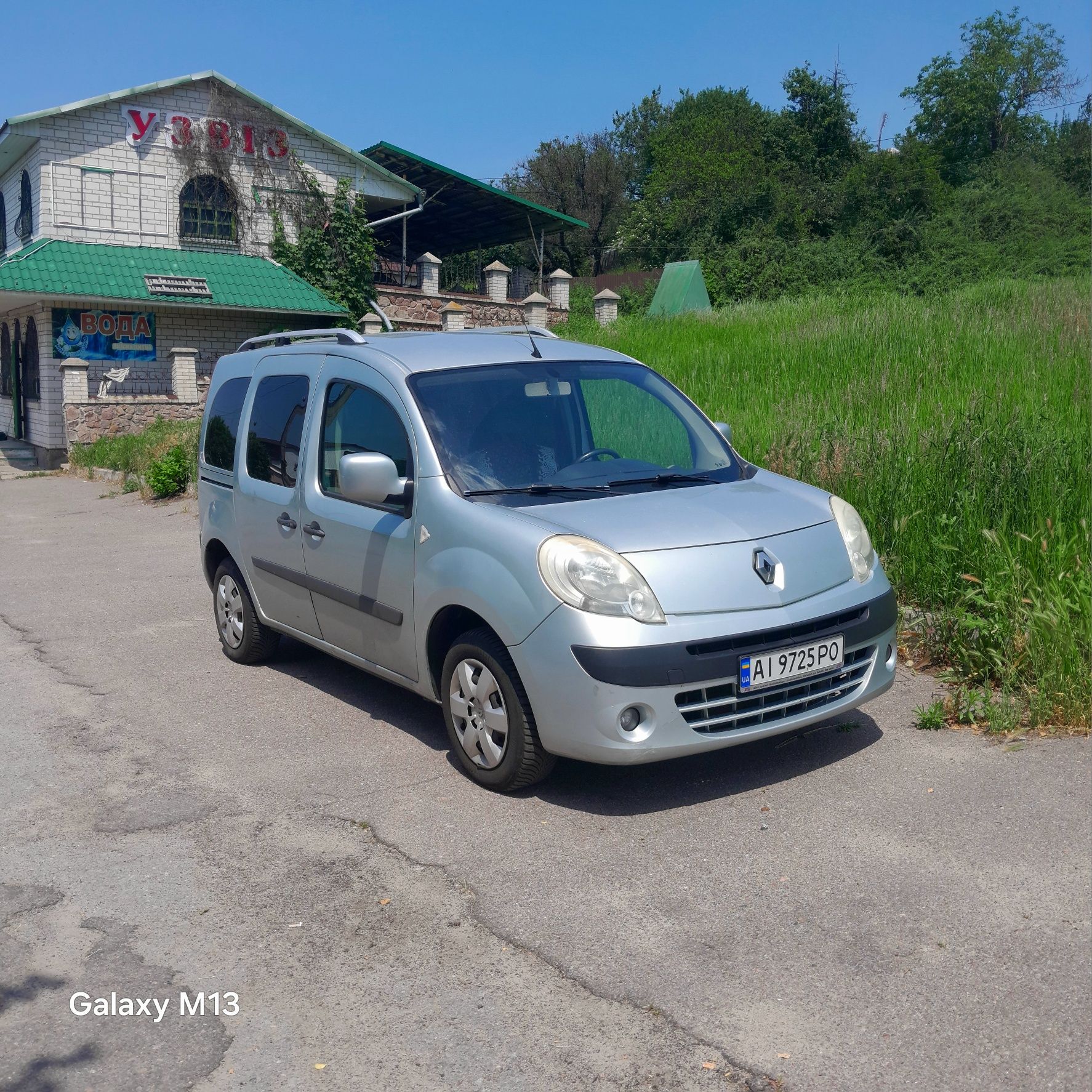 Продаю RENAULT КANGOO 2008г (пассажир) газ/бензин,  мотор 1,6л