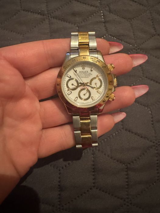 Zegarek w bardzo dobrym stanie replika