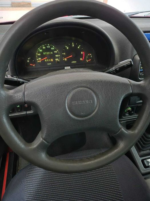Suzuki Vitara Canvas Top 1.9 TD (1996)
