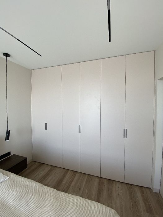 Виготовлення меблів/Меблі під замовлення/Кухні/Шафи