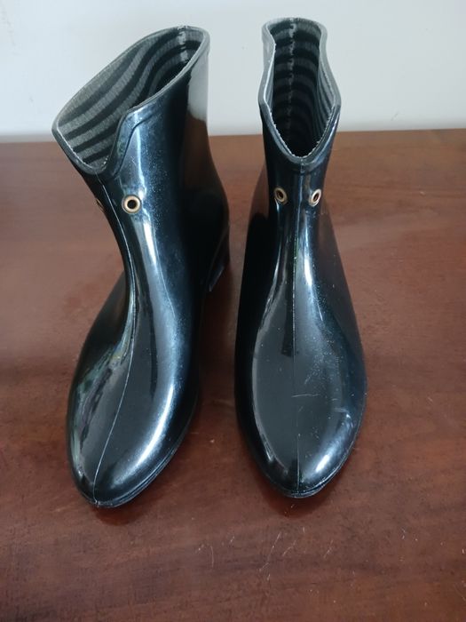 Sapatos com cunha linha conforto