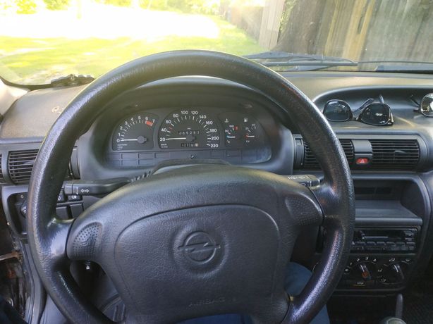 Продам  Opel Astra f 1995