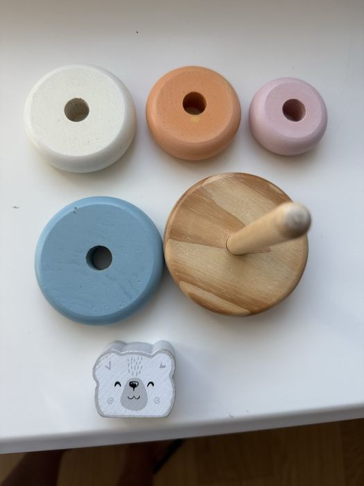 Дерев'яна пірамідка PolarB Білий ведмедик-неваляшка Viga Toys