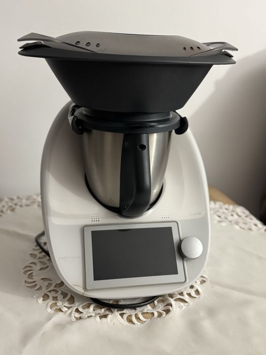 Thermomix TM6  w pełni sprawny,z drobnymi śladami użytkowania