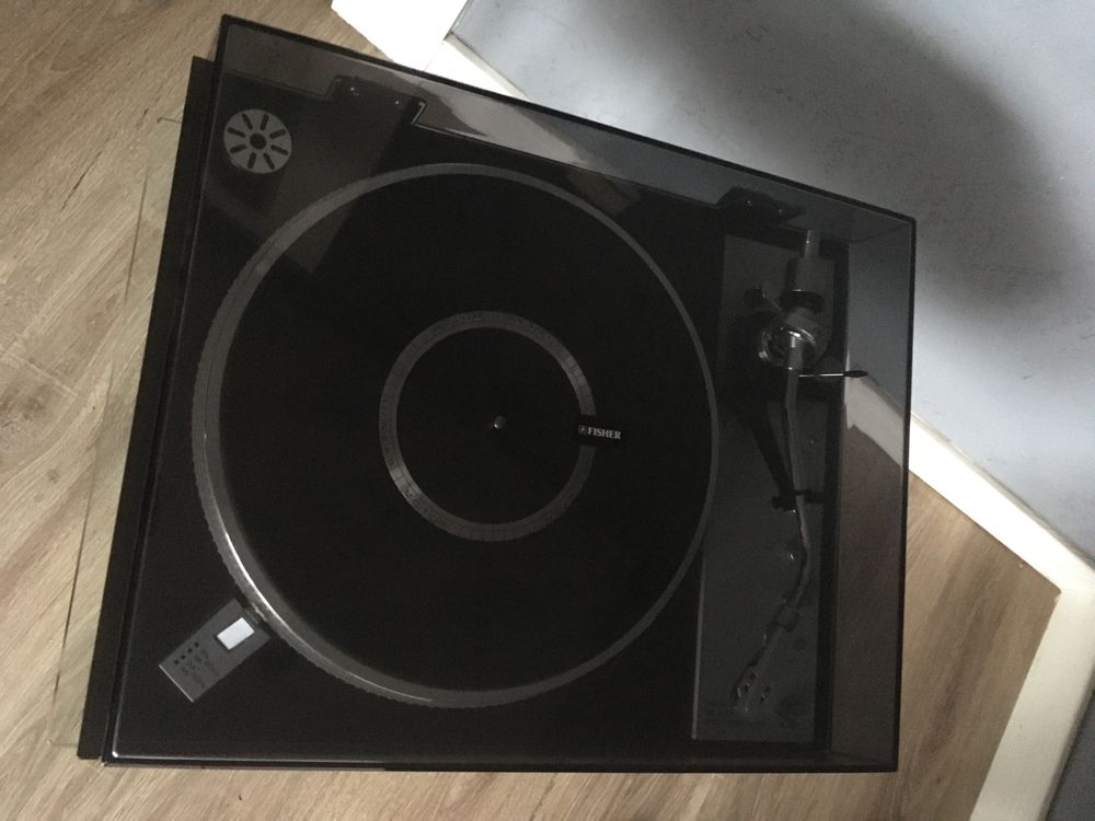 Fisher MT-6225 gramofon direct drive Ortofon