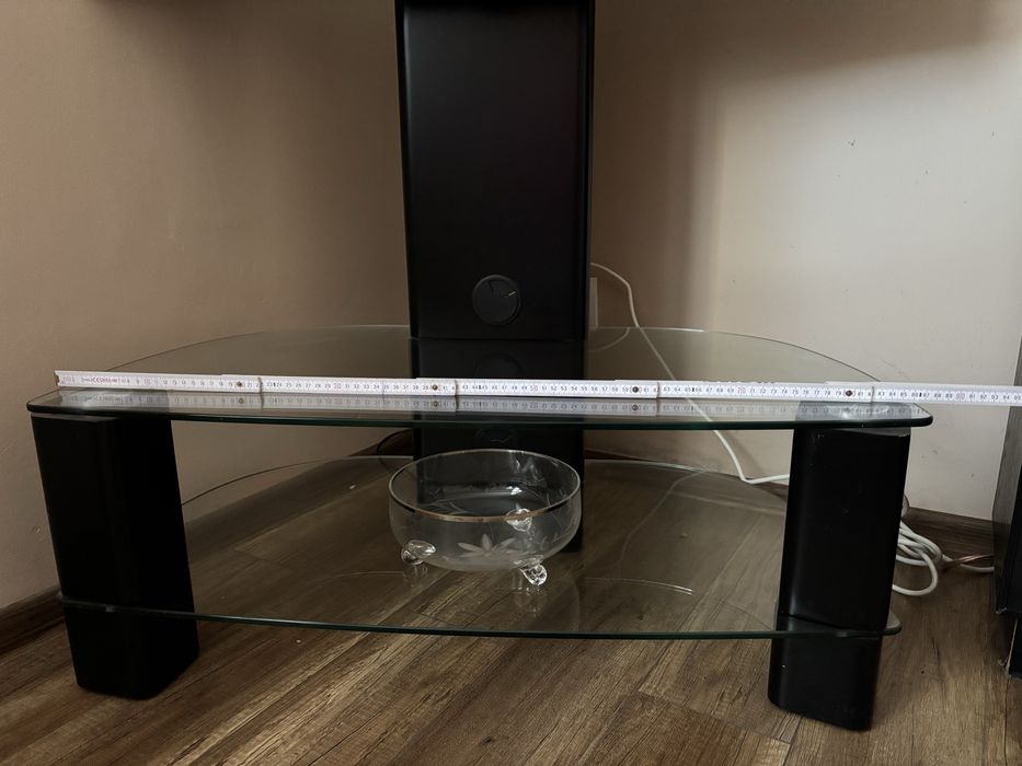 Stolik szklany Rtv do zawieszenia telewizora