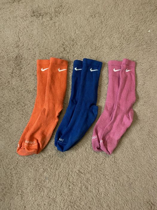 Skarpetki długie Nike kolorowe