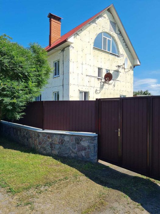 Продам 3-х пов. цегляний БУДИНОК в с. ВІЛЬНІЙ ТЕРЕШКІВЦІ.  137000