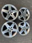 Felgi dodge jeep chrysler 18 cali 5x114.3 et 42