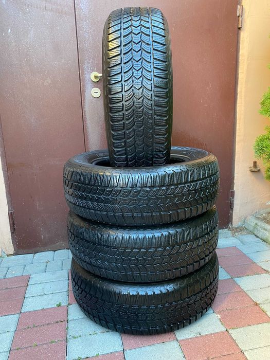 Opony zimowe 215/65R16 Dębica Frigo HP2