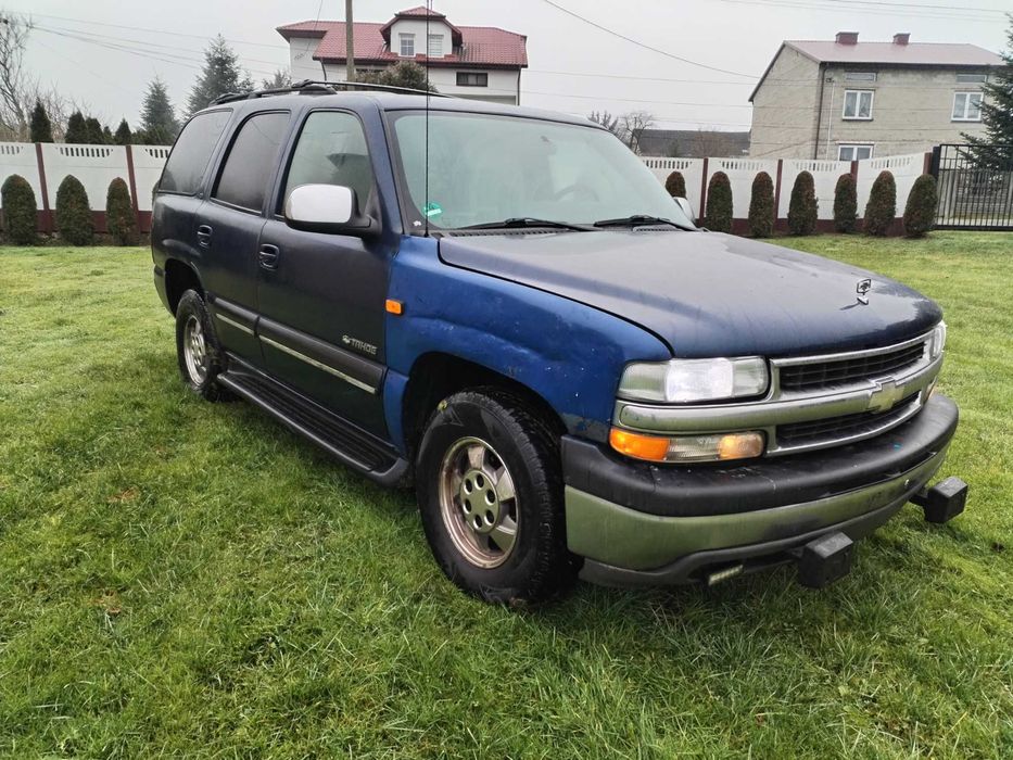 Chevrolet Tahoe gmt800 5,3 chrupek