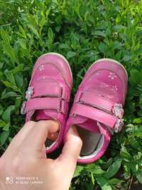 Кроссовки и кроксы для девочки
