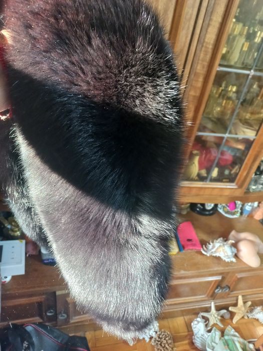 Большой чёрный писцовый воротник на коже