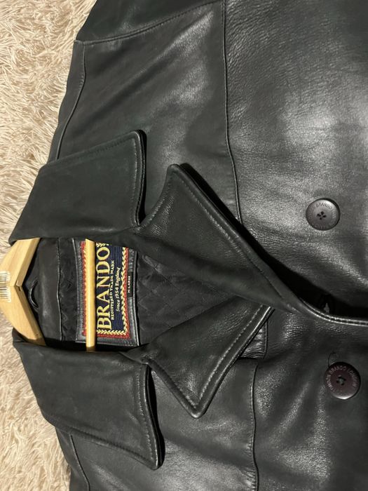 Шкіряна якісна куртка бренду BRANDO