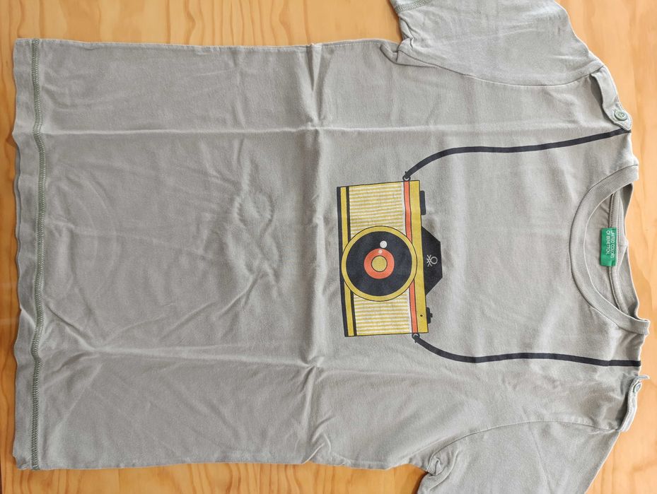 8 T-shirts de rapaz. Benetton. 9/10-12/13 anos.