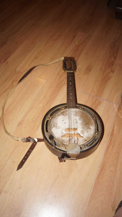 Banjo Bandżo zabytkowy z podłączeniem pod wzmacniacz 8 strun oryginał