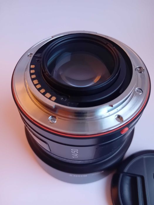 Objectiva Sony 50mm f4  para Sony A-Mount.