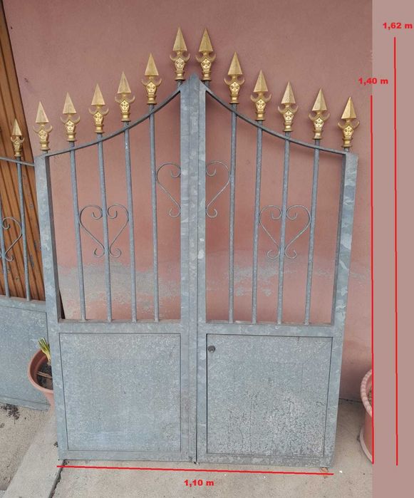2 Portões em Ferro (grande e pequeno)