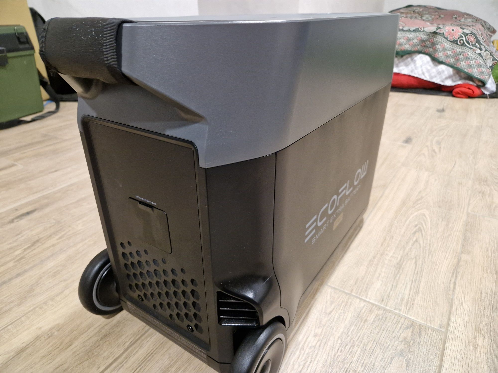 Аккумуляторна станція EcoFlow DELTA Pro і додаткова батарея