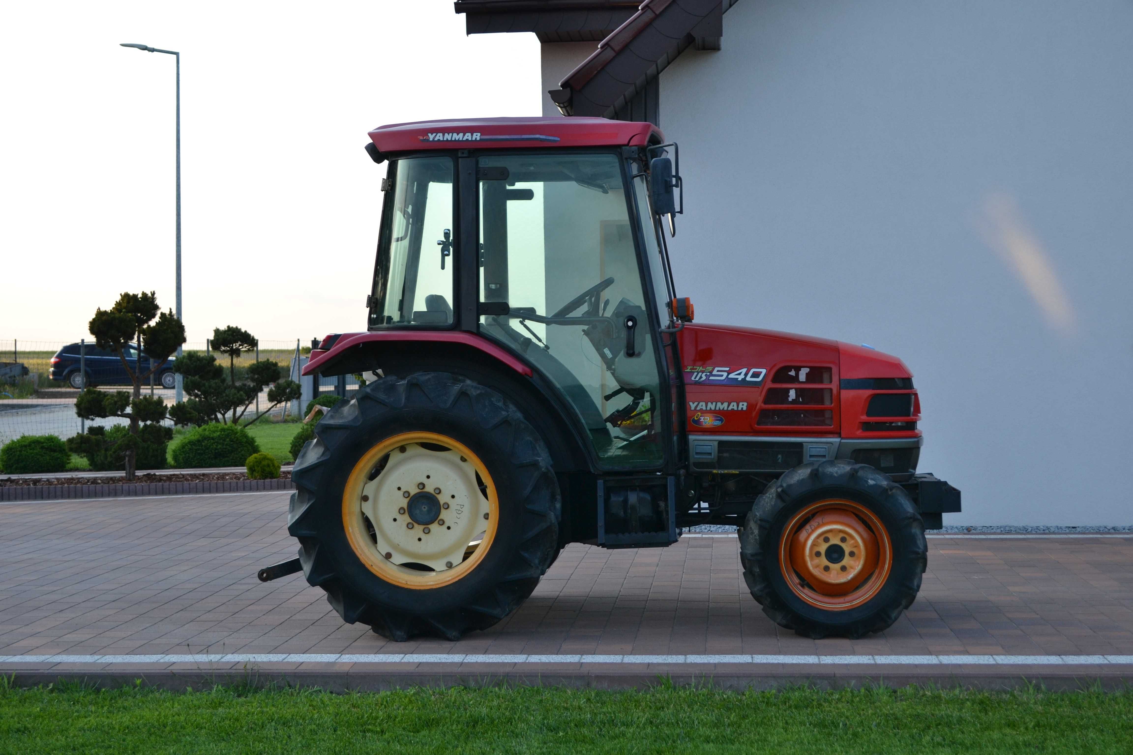Traktorek japoński mini traktor Kubota Yanmar Kabinowy II japonski