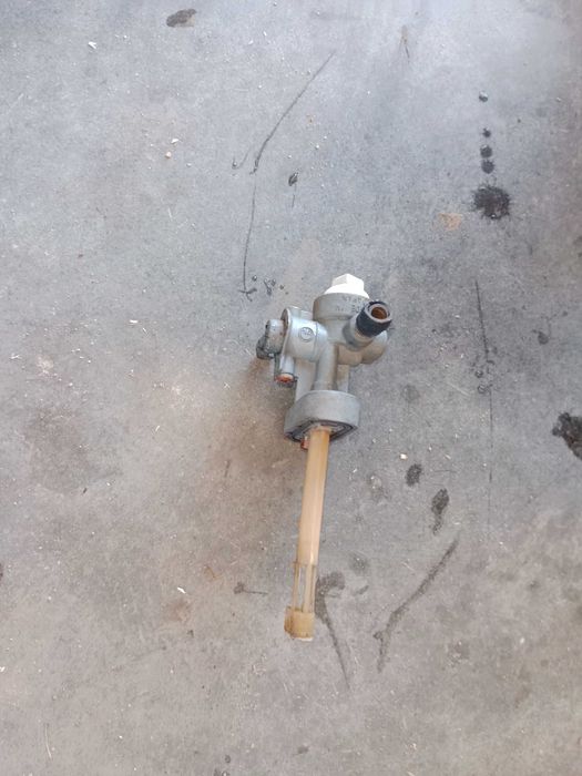 suzuki gn400 gn 400 kranik paliwa paliwowy zawór