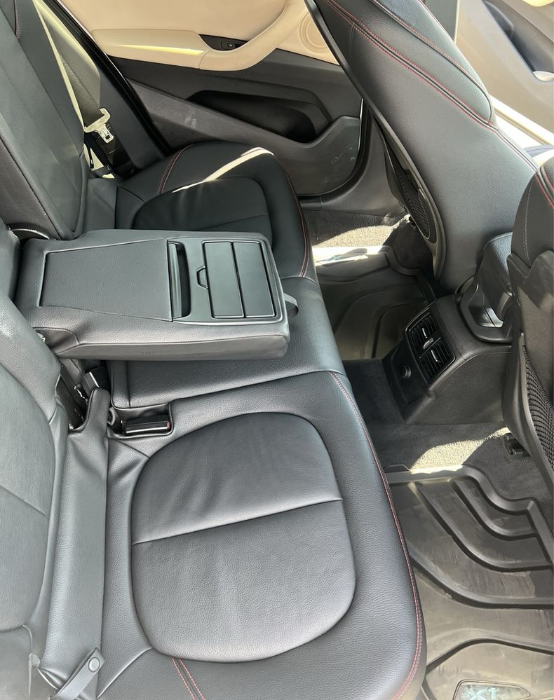 BMW X1 Бмв х1, 2018 года в идеальном состоянии