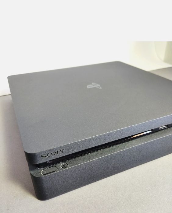 Playstation 4 slim 1 TB DESBLOQUEADO