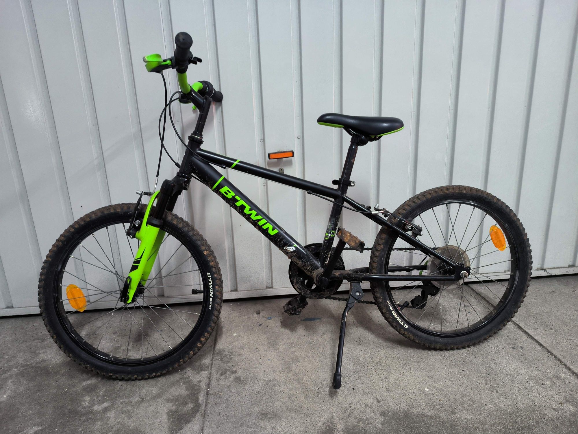 Bicicleta TT Roda 20 com suspensão