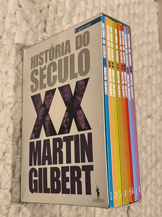 Livro "História do Século XX" em 8 volumes de Martin Gilbert